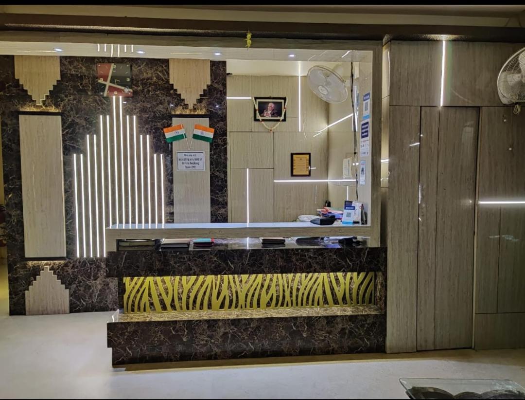 Hotel Sanjay Galaxy,坎普尔 外观 照片